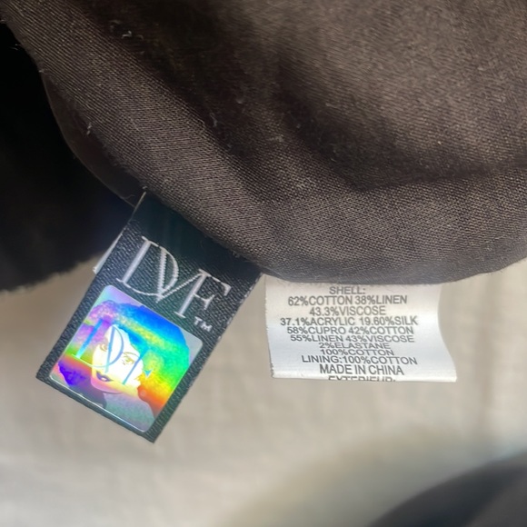 Diane von Furstenberg Skirt - 31” Waist - Picture 5 of 5